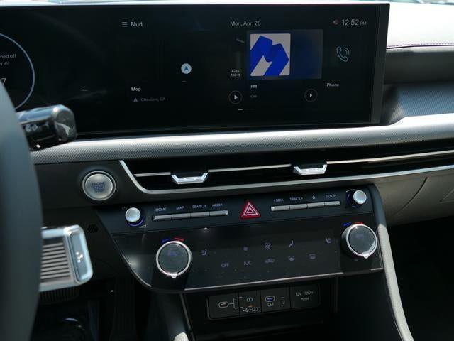 2025 Hyundai Sonata SEL - Photo 19