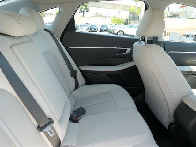 2025 Hyundai Sonata SEL - Photo 23