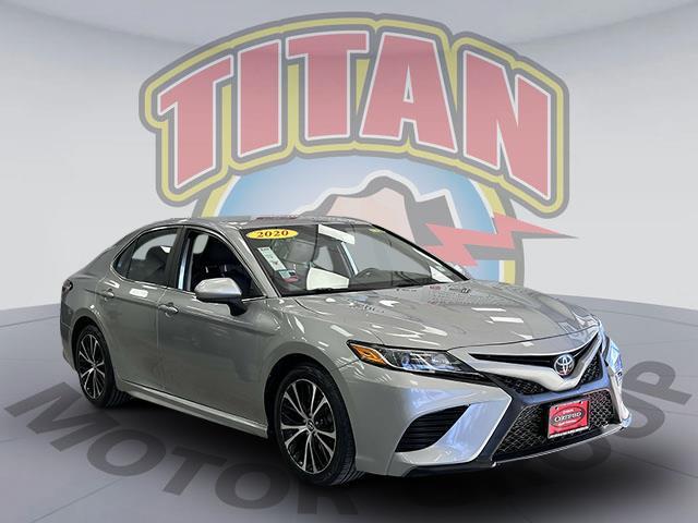 2020 Toyota Camry SE [7]