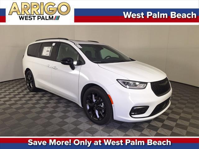 2025 Chrysler Pacifica PACIFICA LIMITED