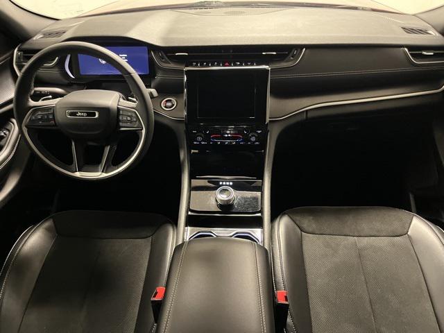 2023 Jeep Grand Cherokee L Altitude 4x2
