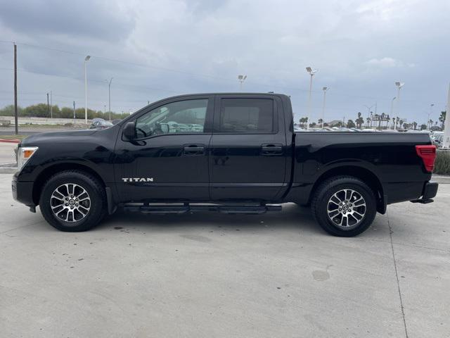 2022 Nissan TITAN Crew Cab SV 4x2