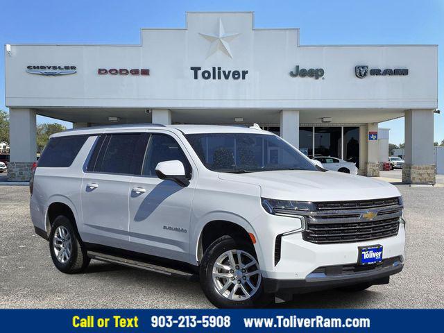 2023 Chevrolet Suburban 4WD LT