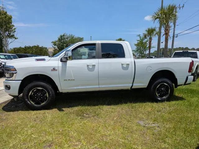 2025 Ram 3500 Laramie Crew Cab 4x4 6'4" Box