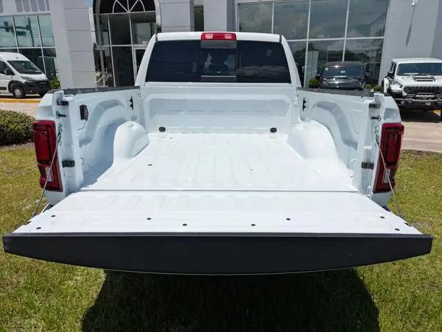 2025 Ram 3500 Laramie Crew Cab 4x4 6'4" Box