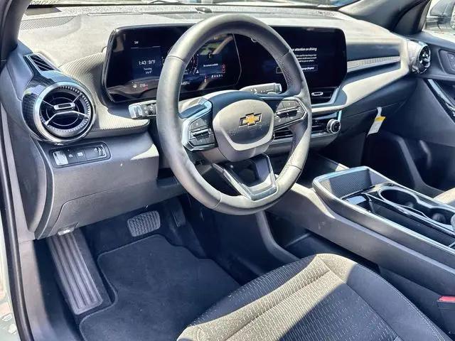 2025 Chevrolet Equinox FWD LT