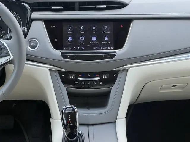 2025 Cadillac XT5 FWD Premium Luxury