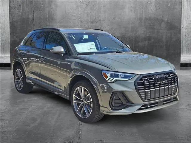 2025 Audi Q3 Premium 45 TFSI S line quattro Tiptronic
