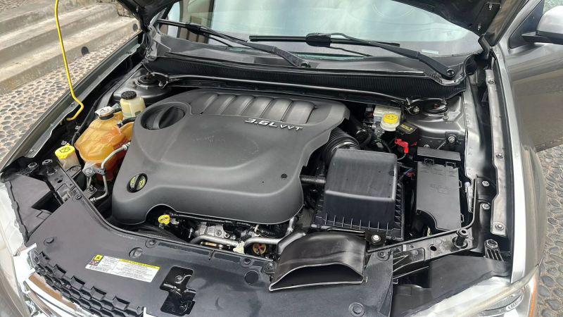 2013 Dodge Avenger SXT