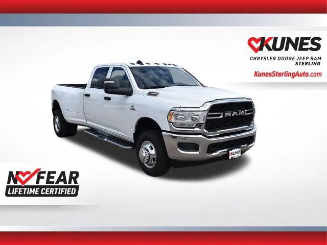 2024 RAM Ram 3500 RAM 3500 TRADESMAN CREW CAB 4X4 8 BOX