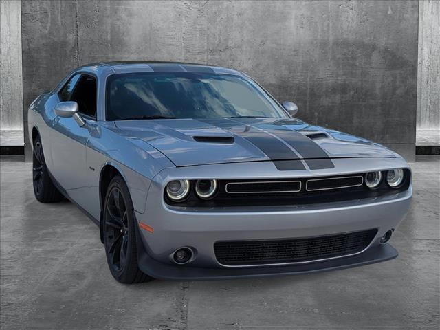 2016 Dodge Challenger R/T Plus