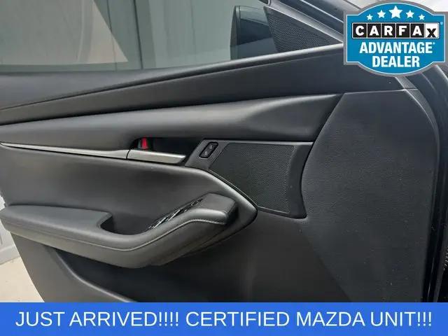 2021 Mazda Mazda3 Select