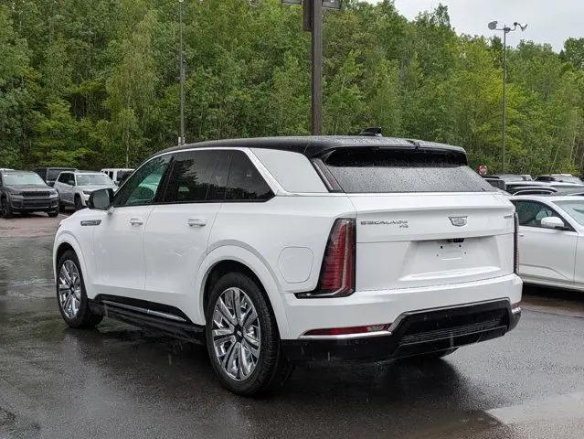 2025 Cadillac Escalade Luxury 2