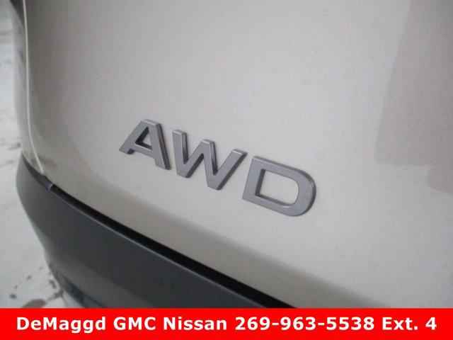 2025 Nissan Murano SL
