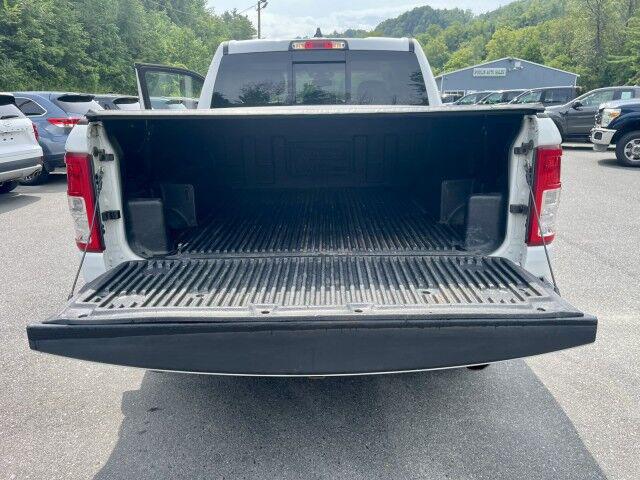 2019 Ram 1500 Big Horn/Lone Star Crew Cab 4x4 5'7" Box