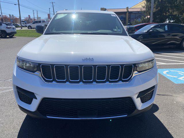 2025 Jeep Grand Cherokee GRAND CHEROKEE LAREDO X 4X4