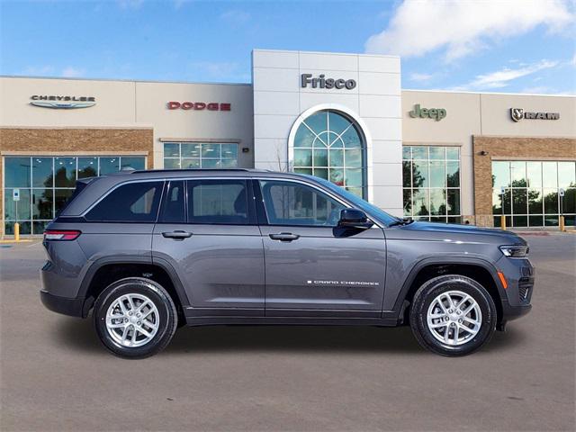 2025 Jeep Grand Cherokee GRAND CHEROKEE LAREDO X 4X2
