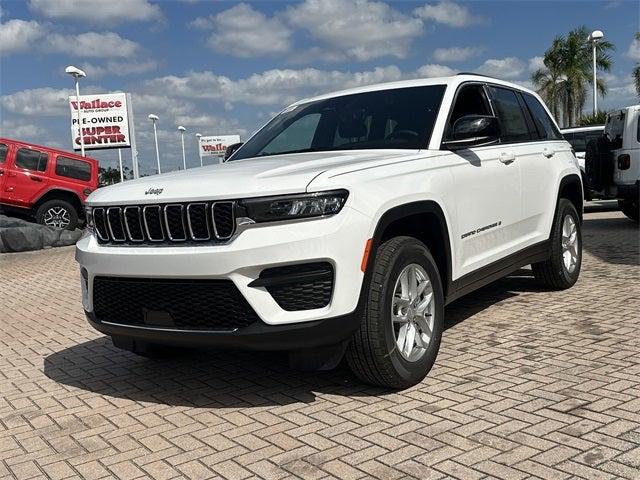 2025 Jeep Grand Cherokee GRAND CHEROKEE LAREDO X 4X4