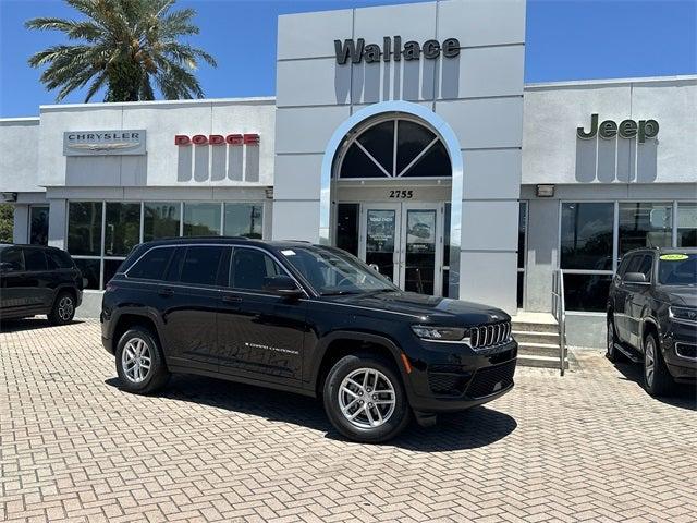 2025 Jeep Grand Cherokee GRAND CHEROKEE LAREDO X 4X4