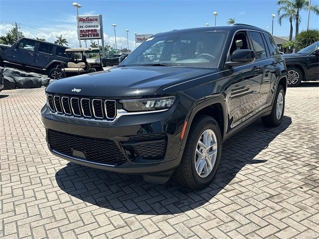 2025 Jeep Grand Cherokee GRAND CHEROKEE LAREDO X 4X4