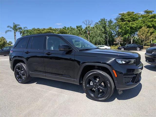 2025 Jeep Grand Cherokee GRAND CHEROKEE ALTITUDE X 4X4