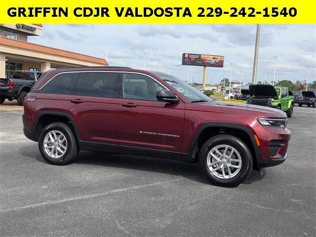 2025 Jeep Grand Cherokee GRAND CHEROKEE LAREDO X 4X2