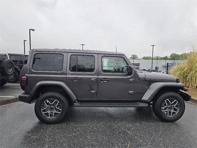 2025 Jeep Wrangler WRANGLER 4-DOOR SAHARA