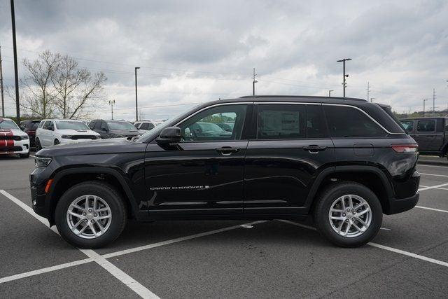 2025 Jeep Grand Cherokee GRAND CHEROKEE LAREDO X 4X4