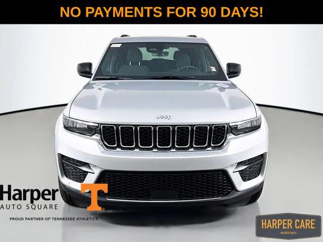 2025 Jeep Grand Cherokee GRAND CHEROKEE LAREDO 4X4