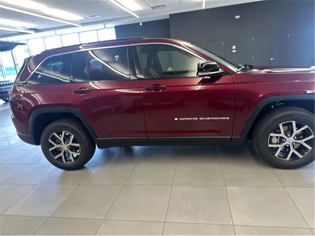 2025 Jeep Grand Cherokee GRAND CHEROKEE LIMITED 4X4