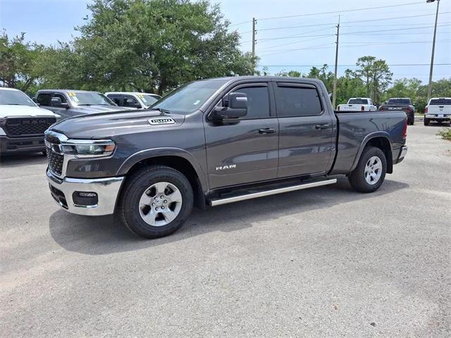 2025 RAM Ram 1500 RAM 1500 BIG HORN CREW CAB 4X4 64 BOX