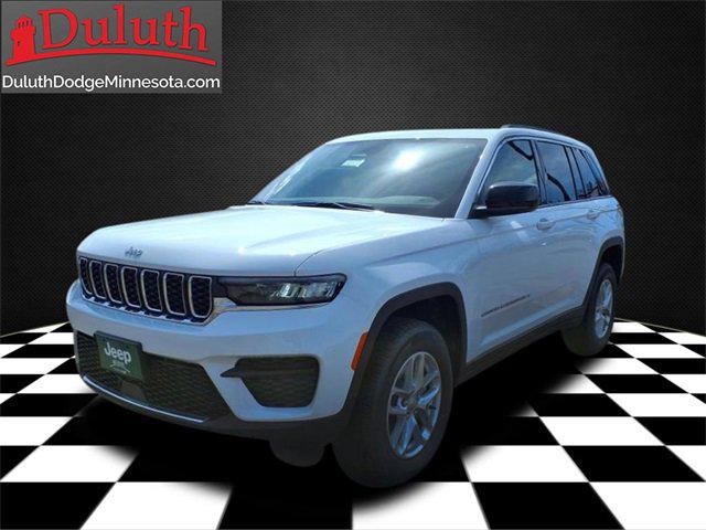 2025 Jeep Grand Cherokee GRAND CHEROKEE LAREDO X 4X4