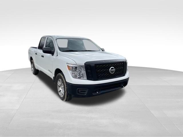 2018 Nissan TITAN S