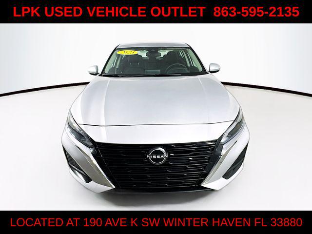 2023 Nissan Altima SV FWD