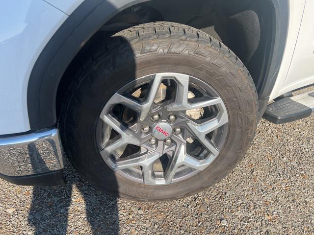 2022 GMC Sierra 1500 4WD Crew Cab Short Box SLT
