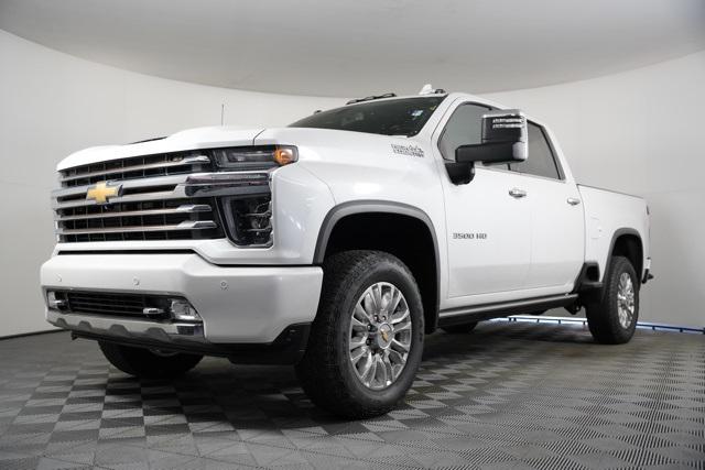 2021 Chevrolet Silverado 3500HD 4WD Crew Cab Standard Bed High Country