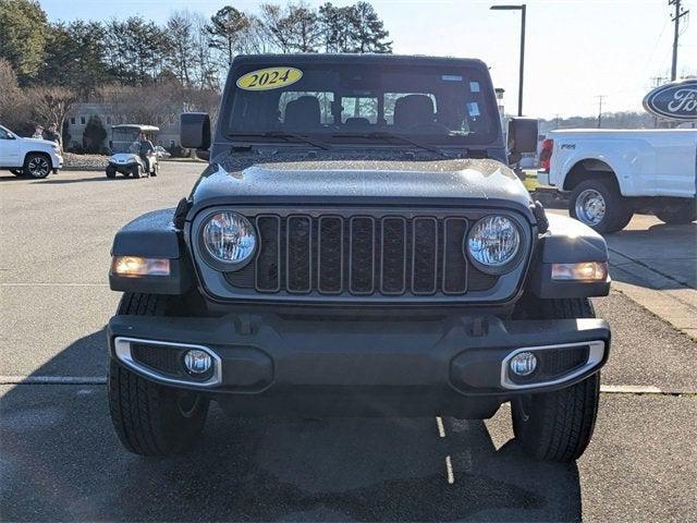 2024 Jeep Gladiator Sport S