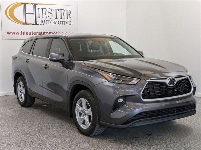 2024 Toyota Highlander LE