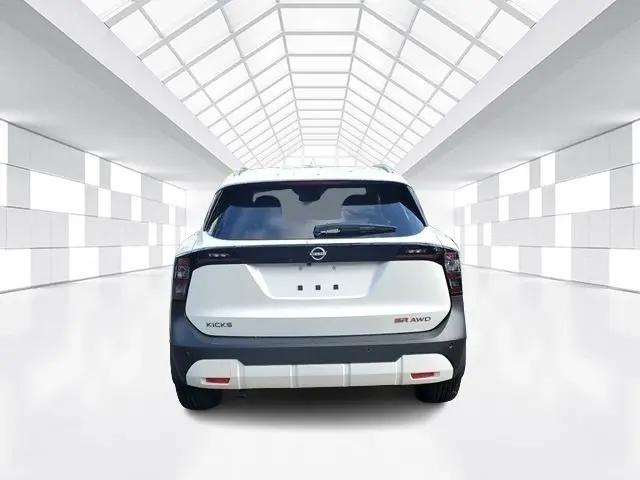 2025 Nissan Kicks SR Intelligent AWD