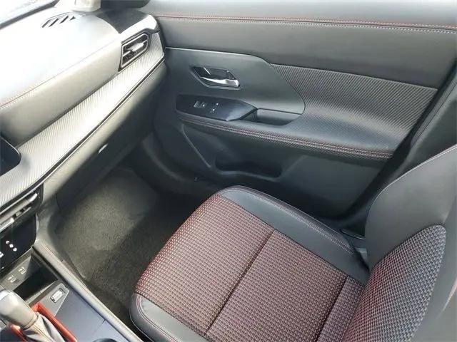2025 Nissan Kicks SR Intelligent AWD