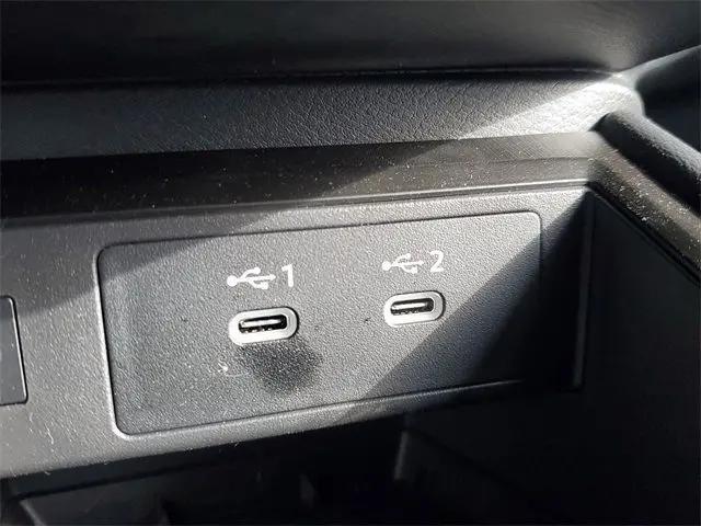 2025 Nissan Kicks SR Intelligent AWD