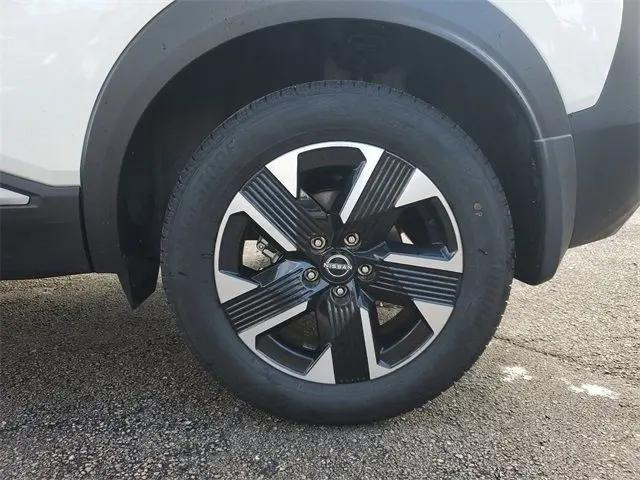 2025 Nissan Kicks SR Intelligent AWD