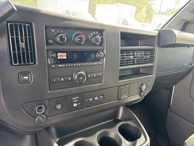 2025 Chevrolet Express Cargo Van RWD 2500 Regular Wheelbase WT