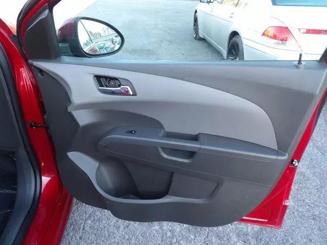 2015 Chevrolet Sonic LT Auto