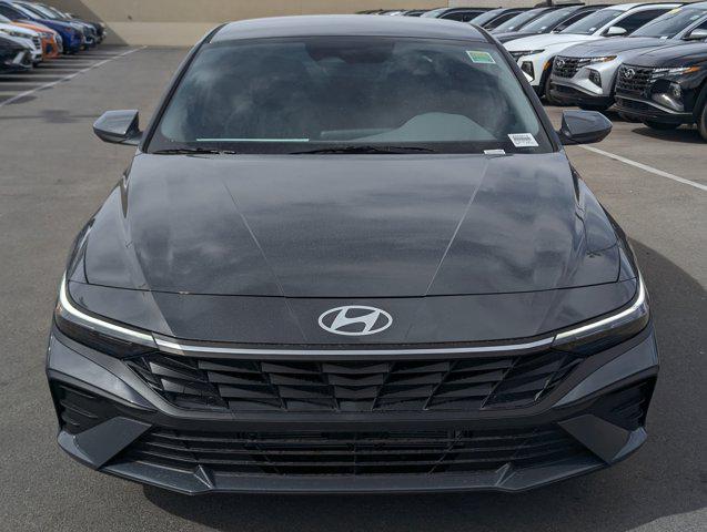 New 2025 Hyundai Elantra Hybrid For Sale in Tucson, AZ