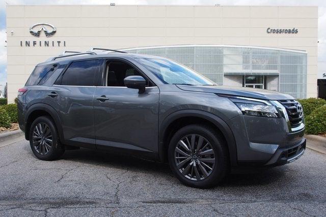 2023 Nissan Pathfinder SL FWD
