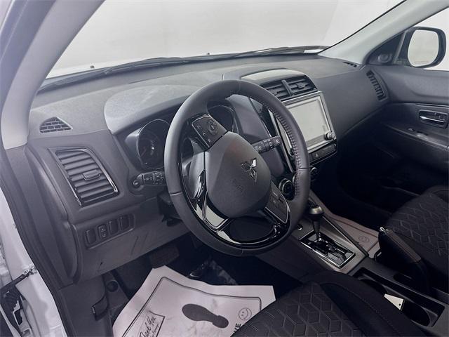 2025 Mitsubishi Outlander Sport 2.0 LE