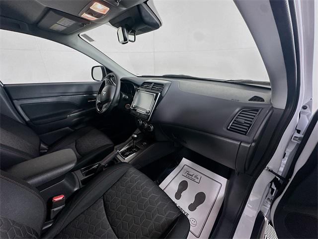 2025 Mitsubishi Outlander Sport 2.0 LE