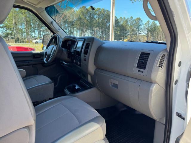 2021 Nissan 1500 S Standard Roof V6