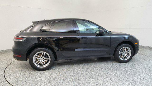 2021 Porsche Macan AWD